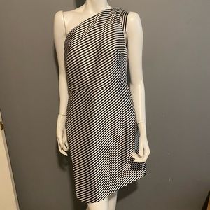 Phoebe stripe one shoulder dress sz 8